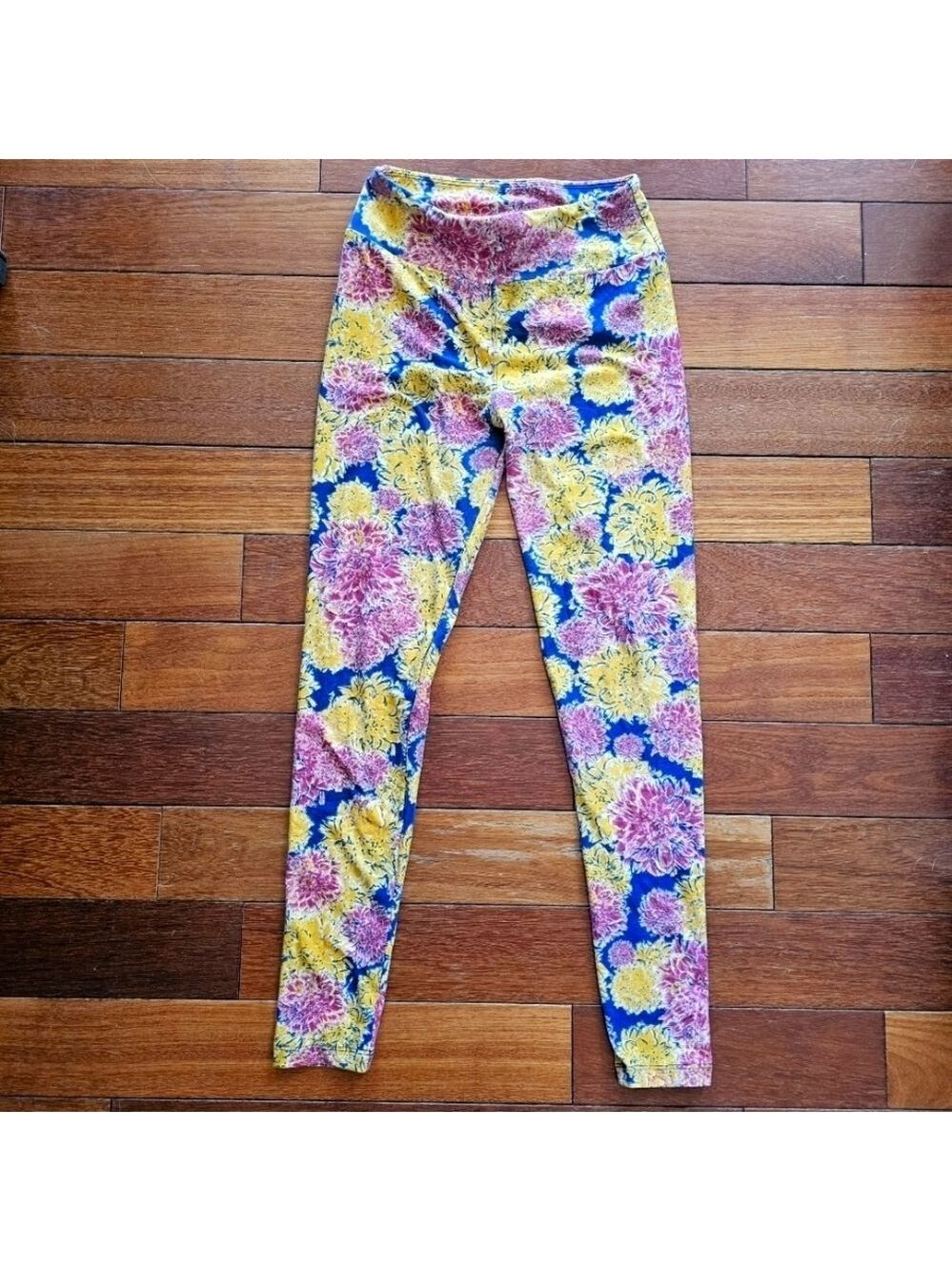 *4 for $25* Lularoe Ladies Leggings